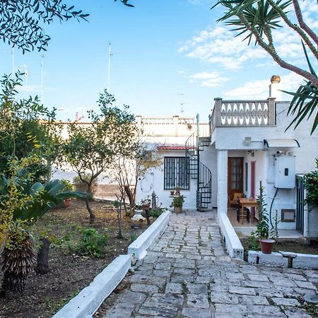 Villa Tonia'S Mansion Bari Exterior foto