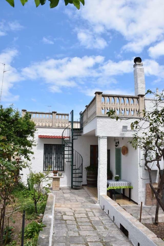 Villa Tonia'S Mansion Bari Exterior foto